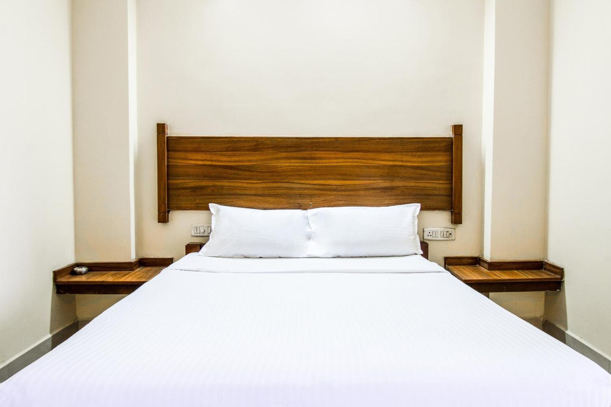 โอโย วีเอสเค 145 Ssg เรซิเดนซี Hotel วิสาขปัตนัม ภายนอก รูปภาพ