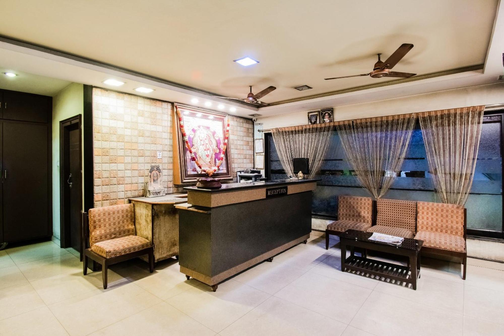 โอโย วีเอสเค 145 Ssg เรซิเดนซี Hotel วิสาขปัตนัม ภายนอก รูปภาพ