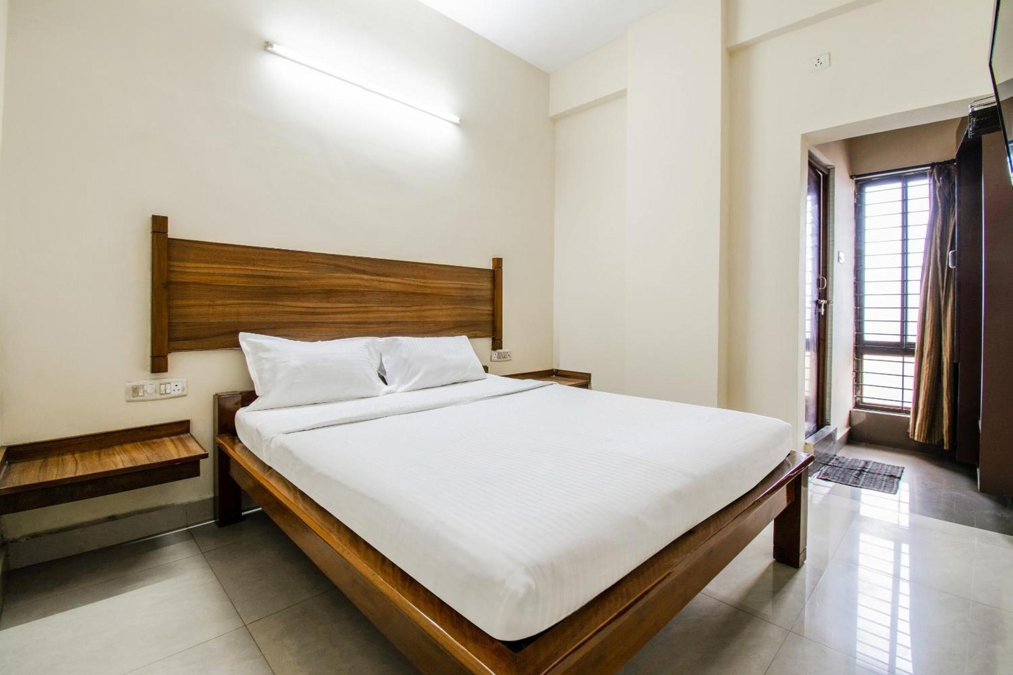 โอโย วีเอสเค 145 Ssg เรซิเดนซี Hotel วิสาขปัตนัม ภายนอก รูปภาพ